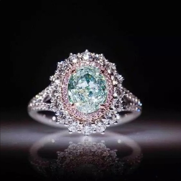 Jewelry - New Luxury Amazing Green Shiny White Zircon Ring